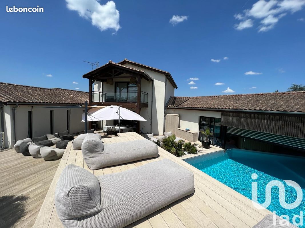 Maison 7 pièces 300 m² · à Marcenais · 300 m² · 1 189 000 €
