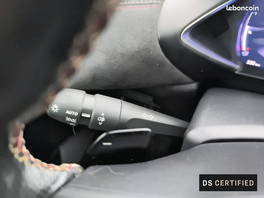 DS DS3 Crossback PureTech 130 EAT8 Performance Line (image 22)