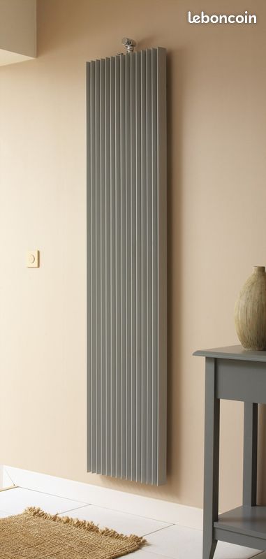 Radiateurs vertical 1798W JAGA Iguana aplano gris sablé 192cmx74cm non monté encore emballé (image 1)