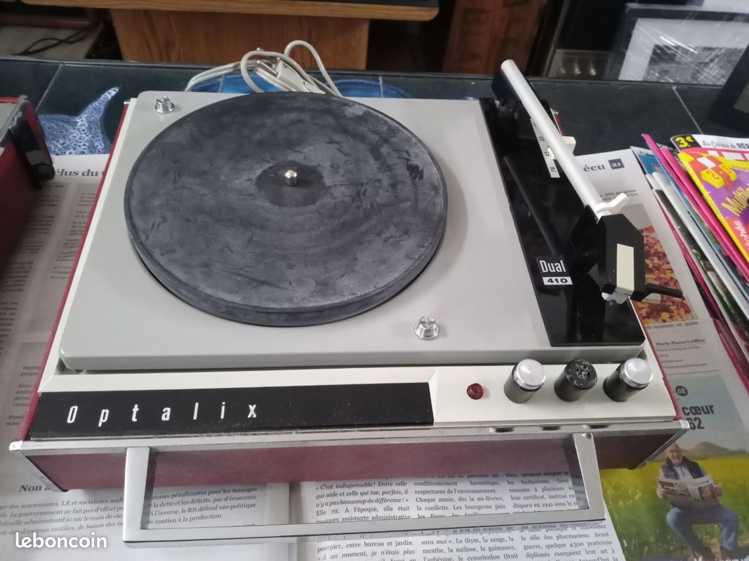 JOLI TOURNE DISQUE VINTAGE OPTALIX 1965