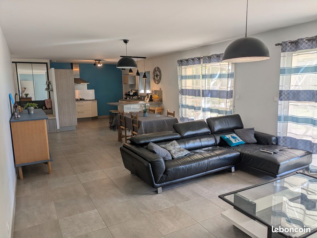 Maison 5 pièces 121 m² · à Dissay · 121 m² · 250 000 €