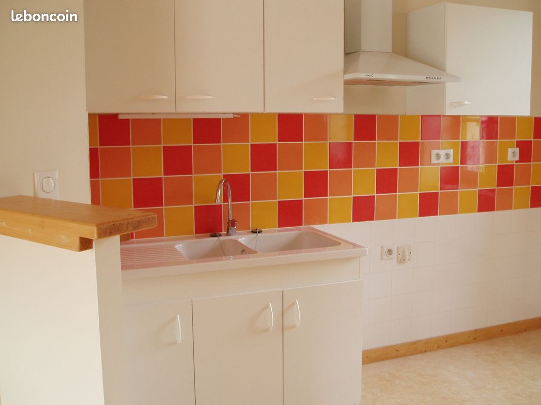 Maison 11 pièces 288 m² · à Montbron · 288 m² · 285 000 €