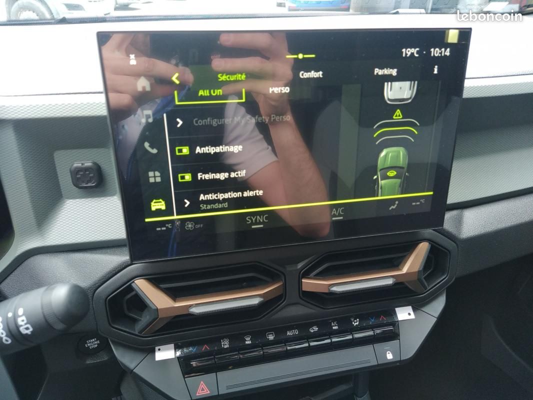 Dacia bigster EXTREME Mild Hybrid TCE 140ch BVM (image 13)