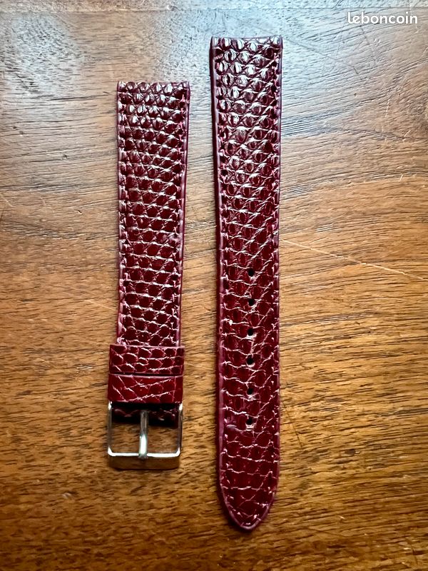 Bracelet De Montre En Cuir Véritable 18mm - Rouge/Bordeaux, Boucle Argenté - Neuf Avec étiquettes