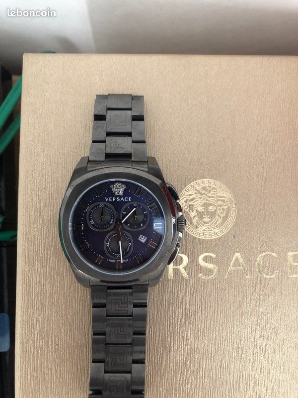 Montre Versace (image 1)