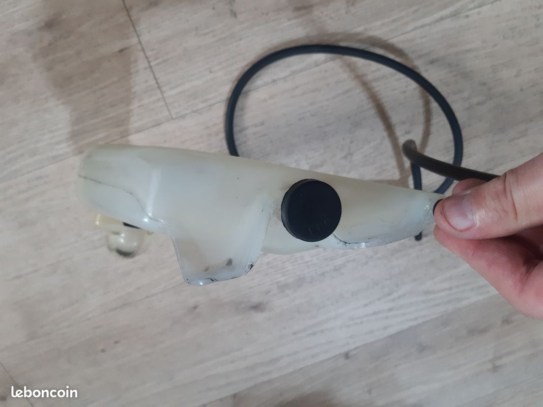 Vase d'expension + durites refroidissement moteur Suzuki GSXR Hayabusa 1300 Gen1 (image 3)