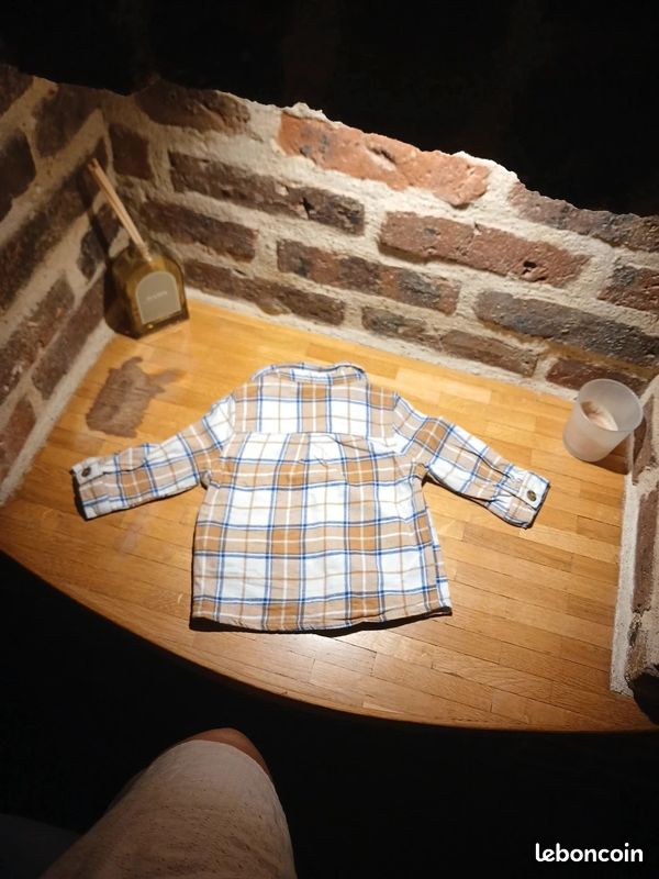 Chemise tape a l'œil 9moid vue de dos — LBC AT'Brocante Troyes