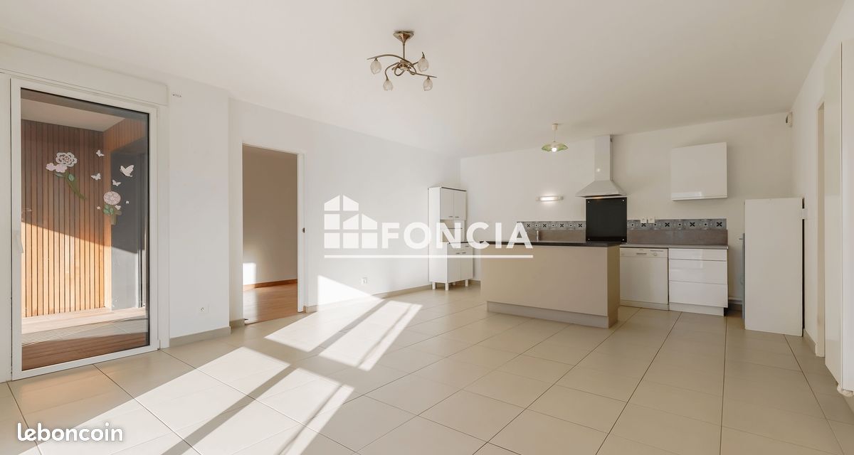 Appartement 4 pièces 82 m² · aux Sables-d'Olonne · 82 m² · 950 €/mois
