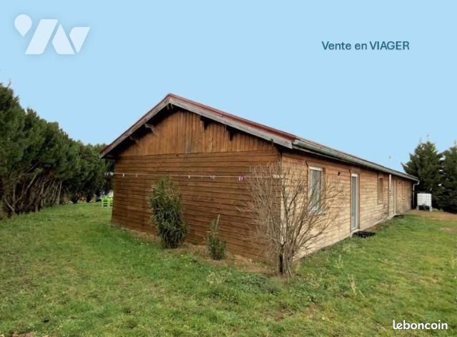 Maison 5 pièces 129 m² · à Sécheras · 129 m² · 59 000 €