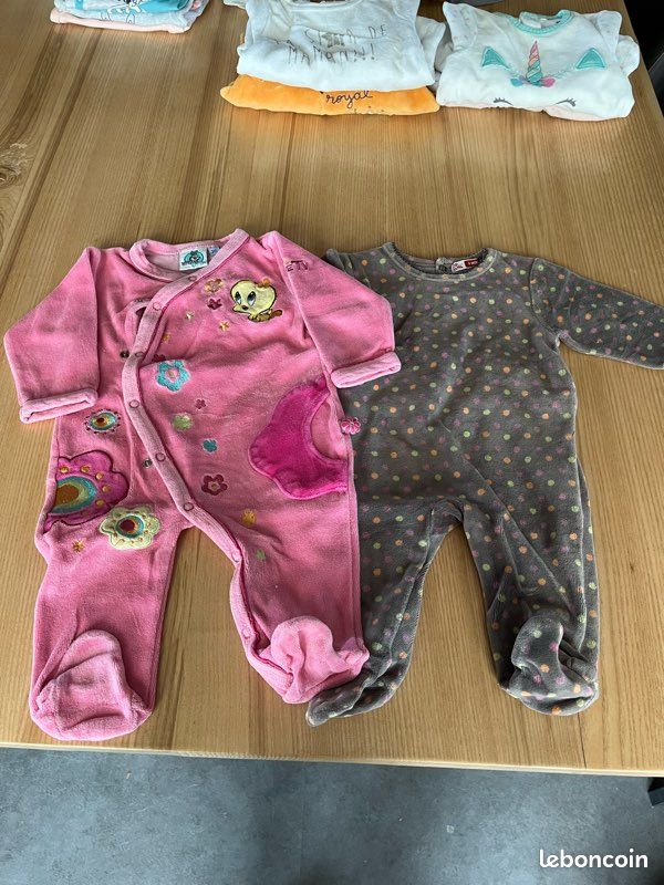 Lot bodies et pyjamas 3 mois (image 4)