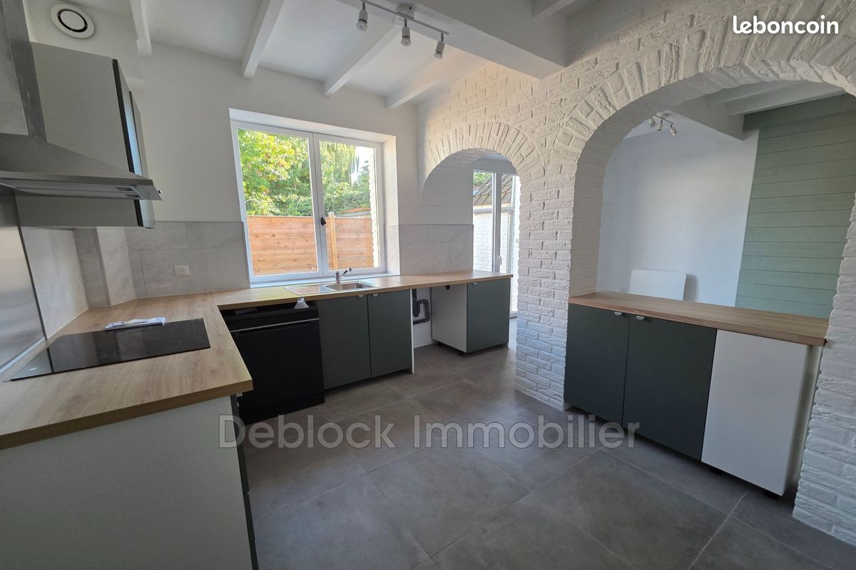 Maison 4 pièces 112 m² · à Esquelbecq · 112 m² · 820 €/mois