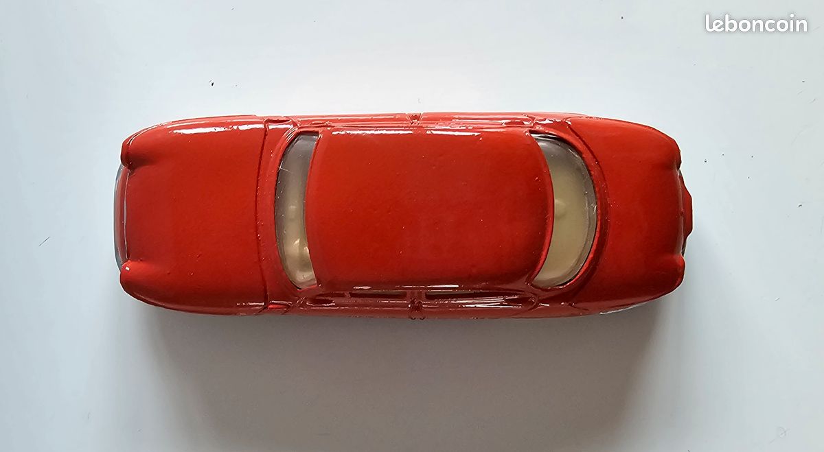 Dinky Toys Junior N°102 – Panhard PL 17 – Ancien Et Rare – Sans Boîte – Collection