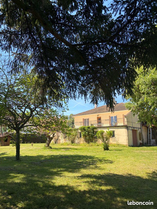 Maison 4 pièces 130 m² · à Saint-Donat-sur-l'Herbasse · 130 m² · 310 000 €