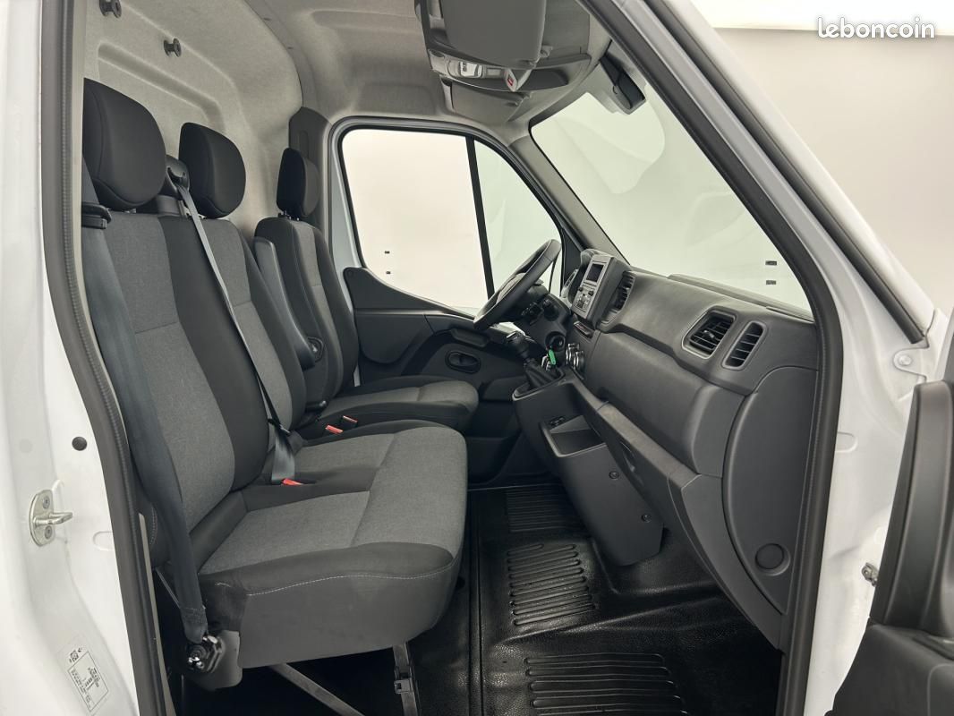 Renault Master FOURGON FGN TRAC F3500 L2H2 BLUE DCI 135 CONFORT (image 17)