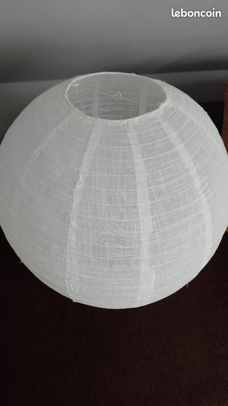 Grand abat jour suspension boule (image 1)
