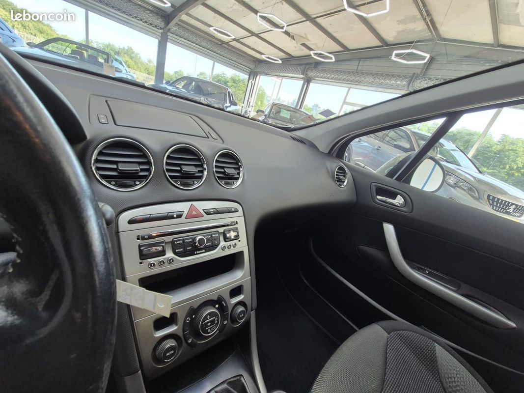 Peugeot 308 1.6 HDI 92 cv (image 11)