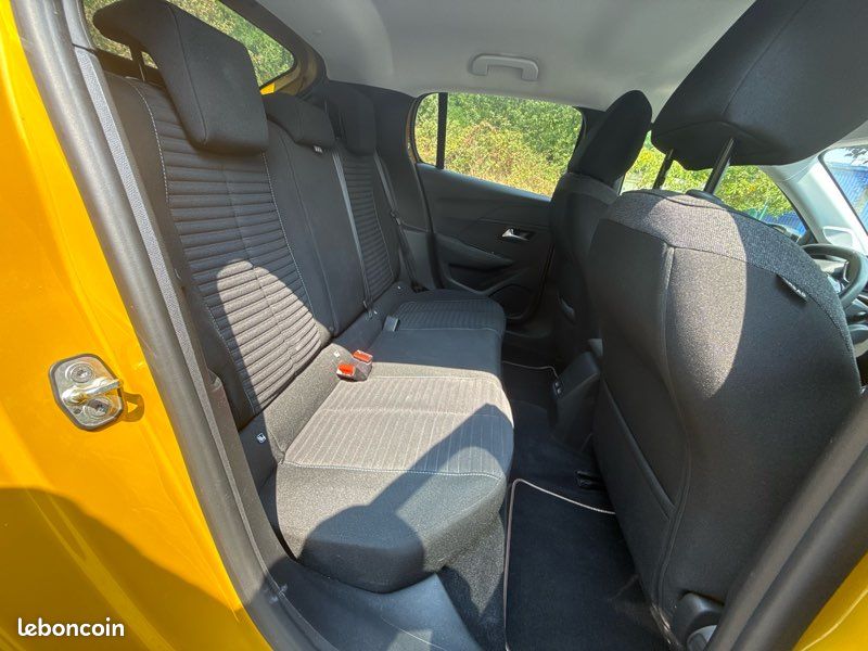 PEUGEOT 208 II 5 Portes e-208 136ch « STYLE » (image 14)