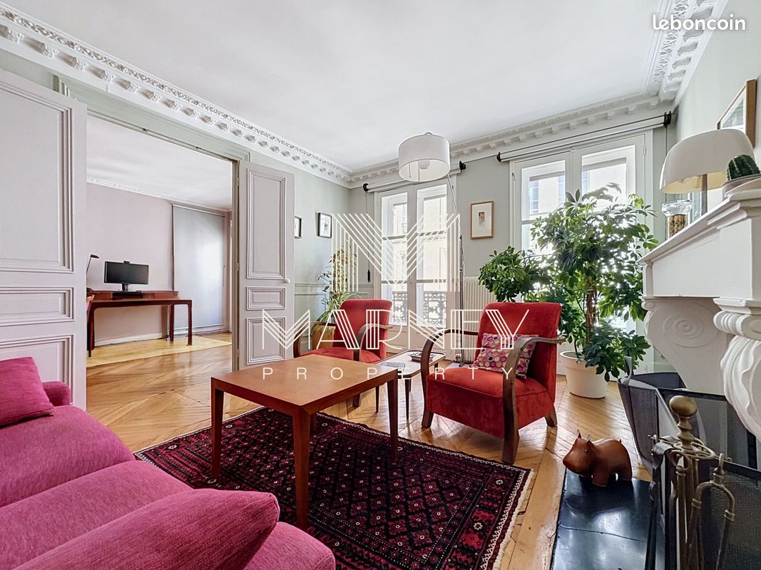 Appartement 4 pièces 92 m² · à Paris · 92 m² · 1 040 000 €