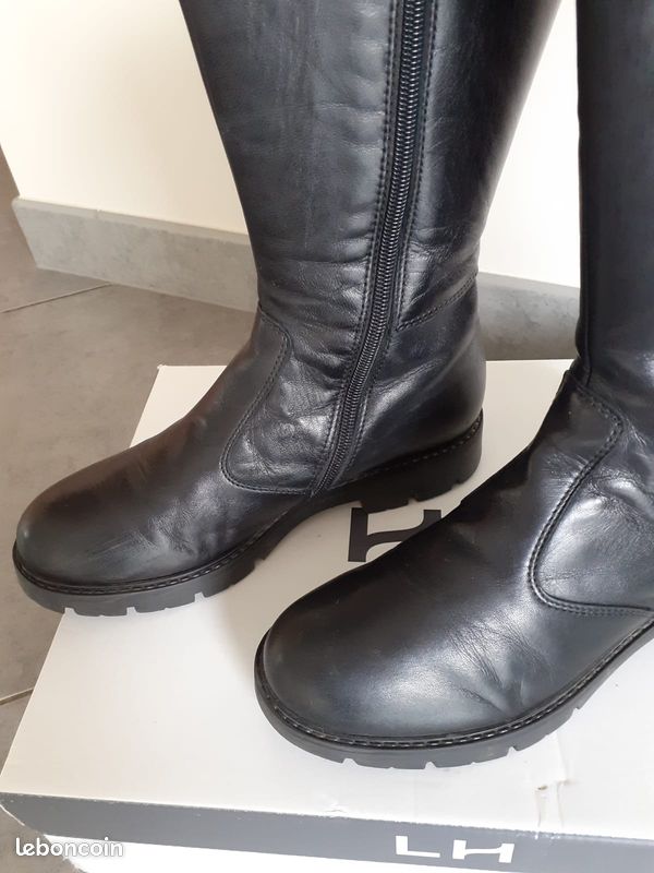 Bottes fille noires taille 35 La Halle aux Chaussures Chaussures