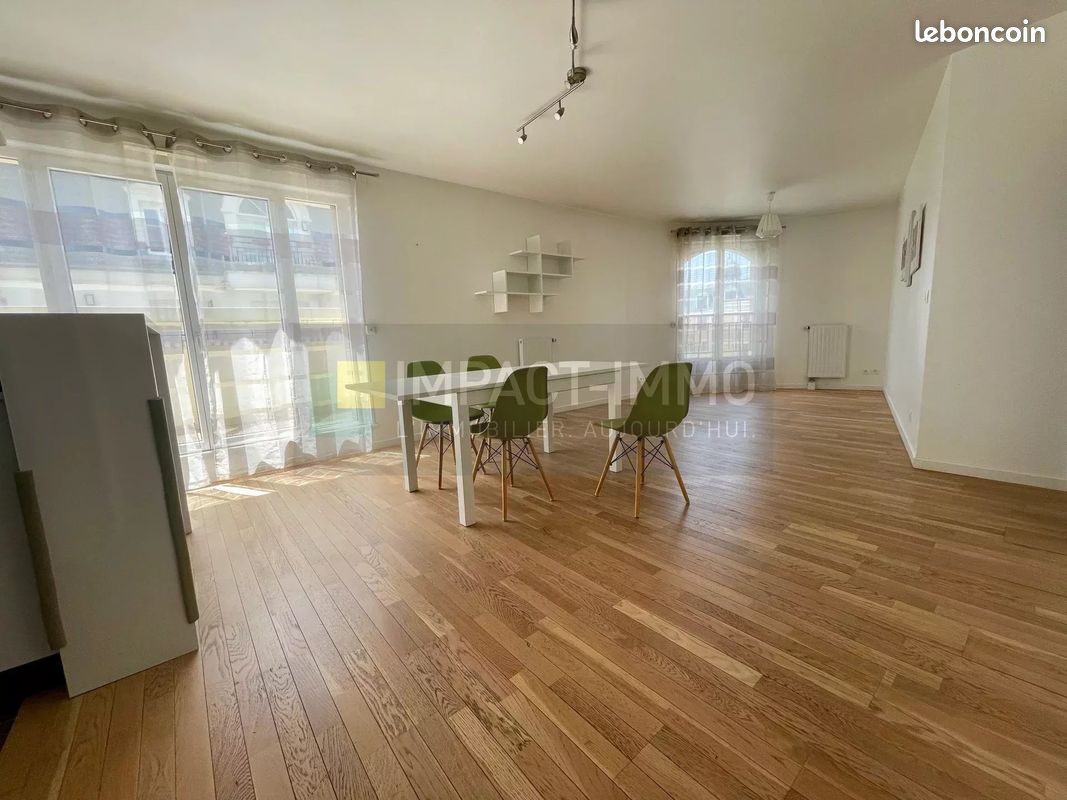 Appartement 3 pièces 74 m² · à Puteaux · 74 m² · 2 200 €/mois