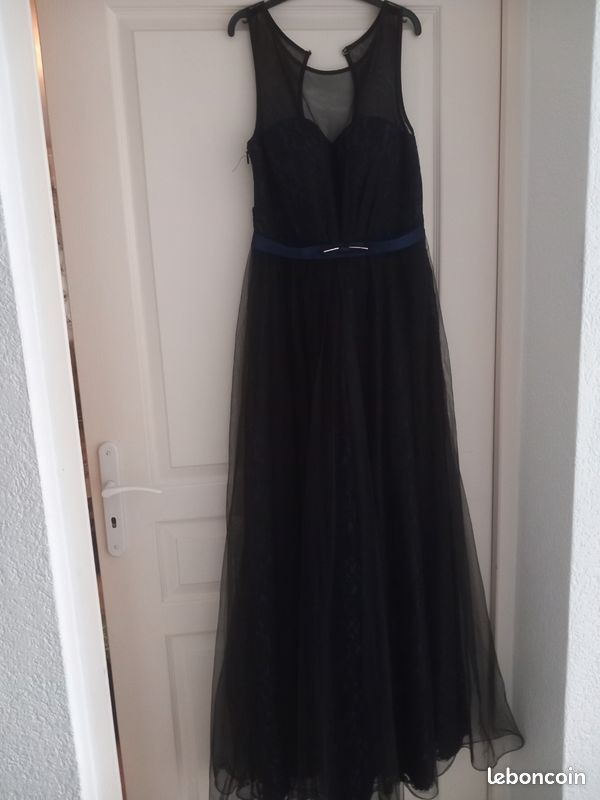 Robe de soirée (image 1)