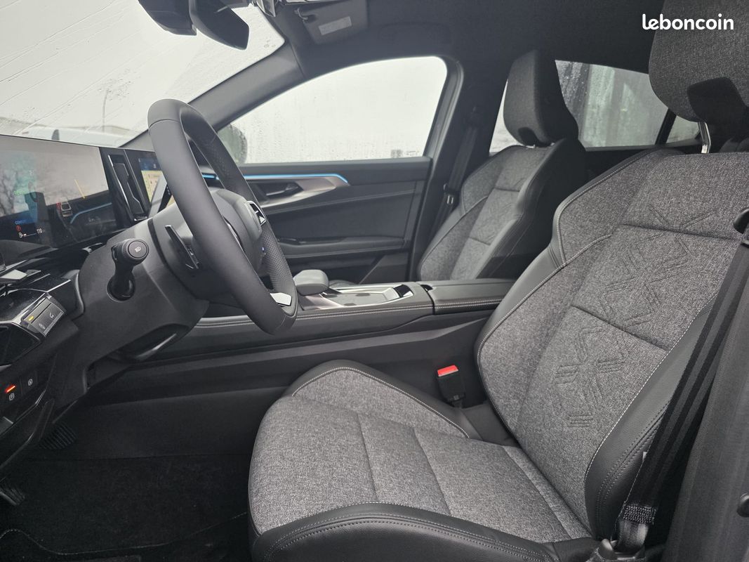 RENAULT Rafale E-Tech full hybrid 200ch Techno (image 5)