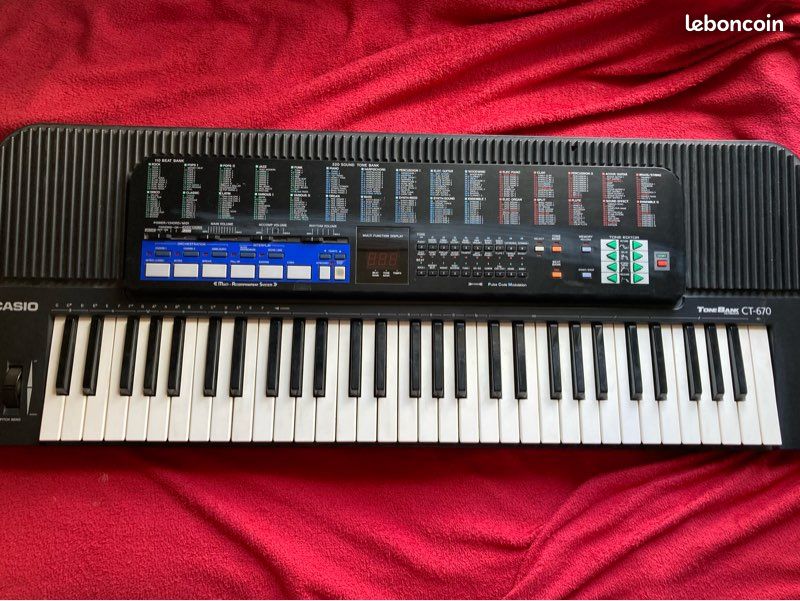 🎹 Clavier Casio CT‑670 trépied adaptateur multi-voltage