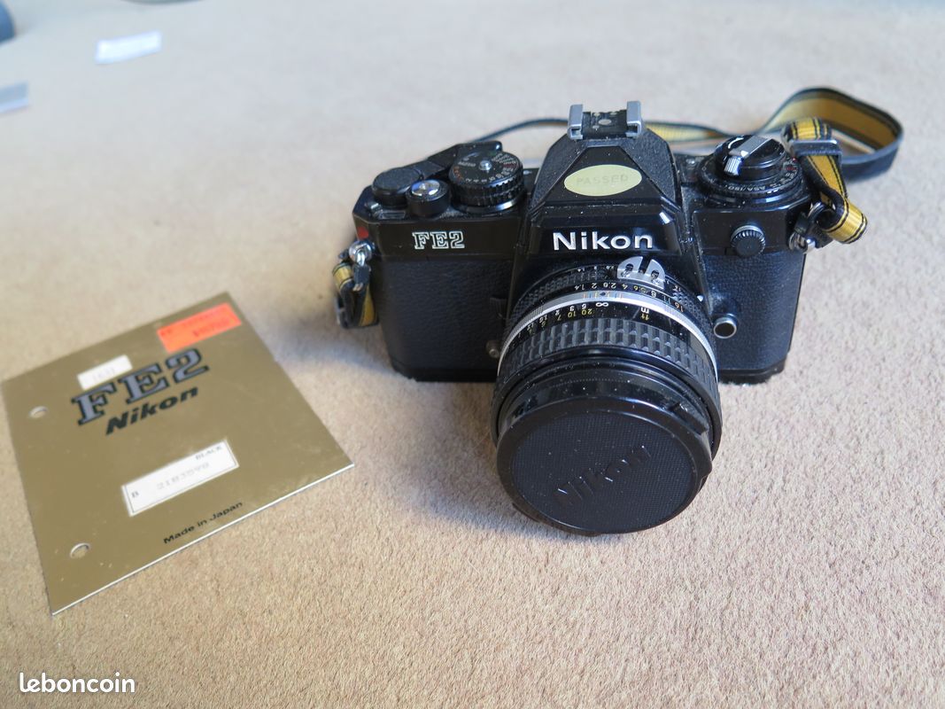 Nikon FE2 Noir - Appareil Argentique 35mm Vintage + Flash SB-3 + Objectif Nikkor