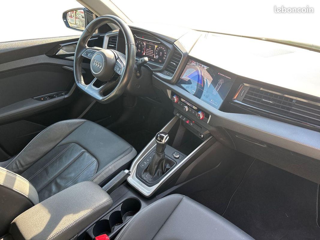 AUDI A1 Sportback 35 TFSI 150 ch S tronic 7 Design Luxe (image 9)