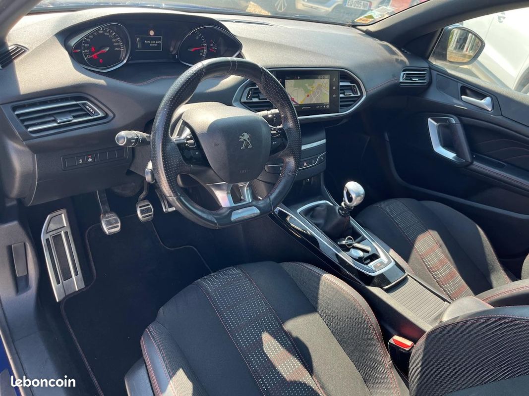 PEUGEOT 308 1.5 BlueHDi -GT Line 1ERE MAIN/ CAMERA / TOIT PANORAMIQUE / CARPLAY ANDROID AUTO (image 7)