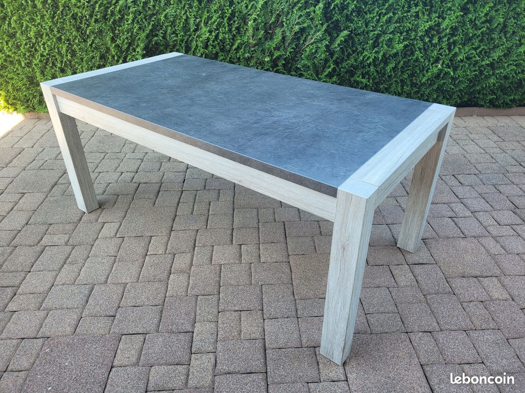 Table de salle à manger gris anthracite (image 1)