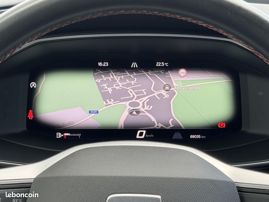 SEAT LEON FR 1.5 TSI 150ch Carplay Camera Acc Lane Assist Siege et Volant Chauffant (image 6)
