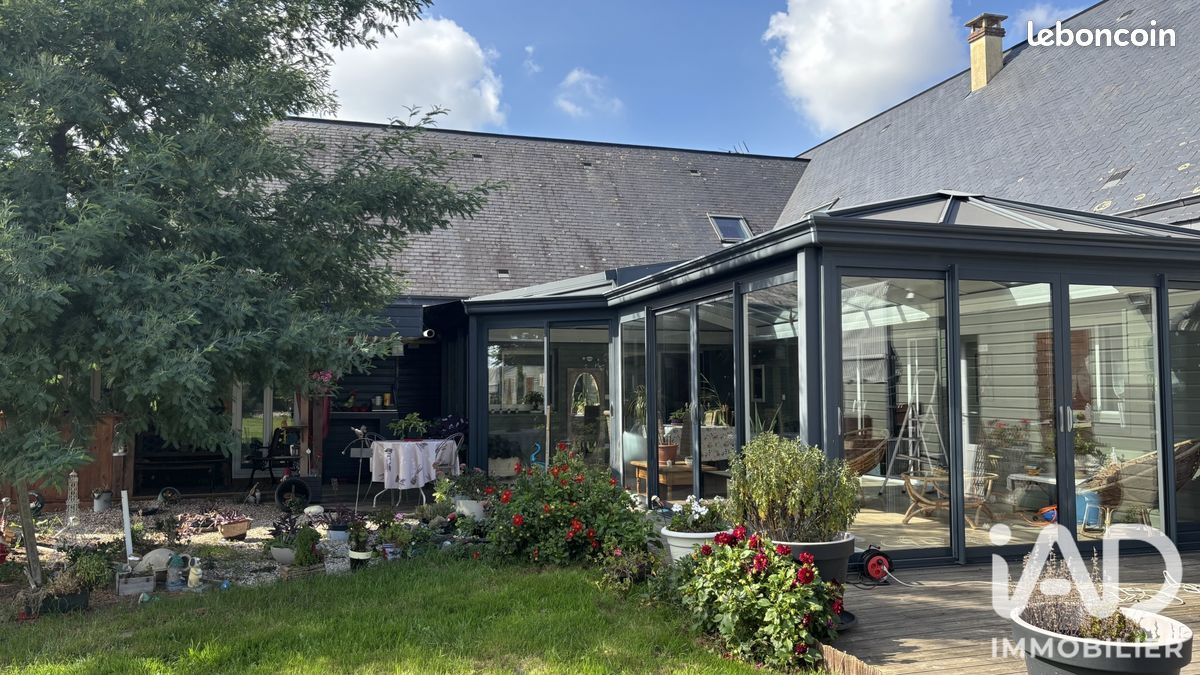 Maison 12 pièces 333 m² · à Yerville · 333 m² · 449 000 €