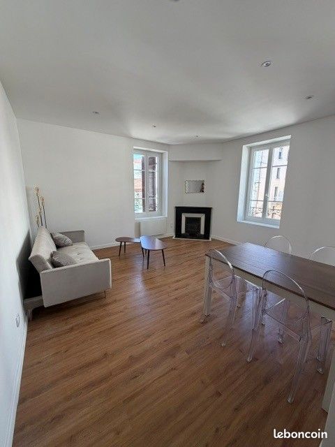 Appartement 2 pièces 44 m² · à Valserhône · 44 m² · 875 €/mois