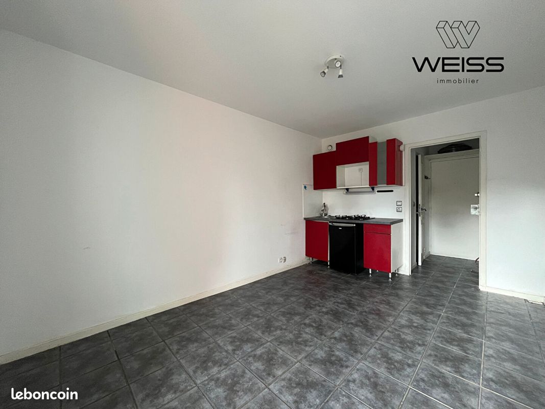 Appartement 1 pièce 18 m² · à Clermont-Ferrand · 18 m² · 390 €