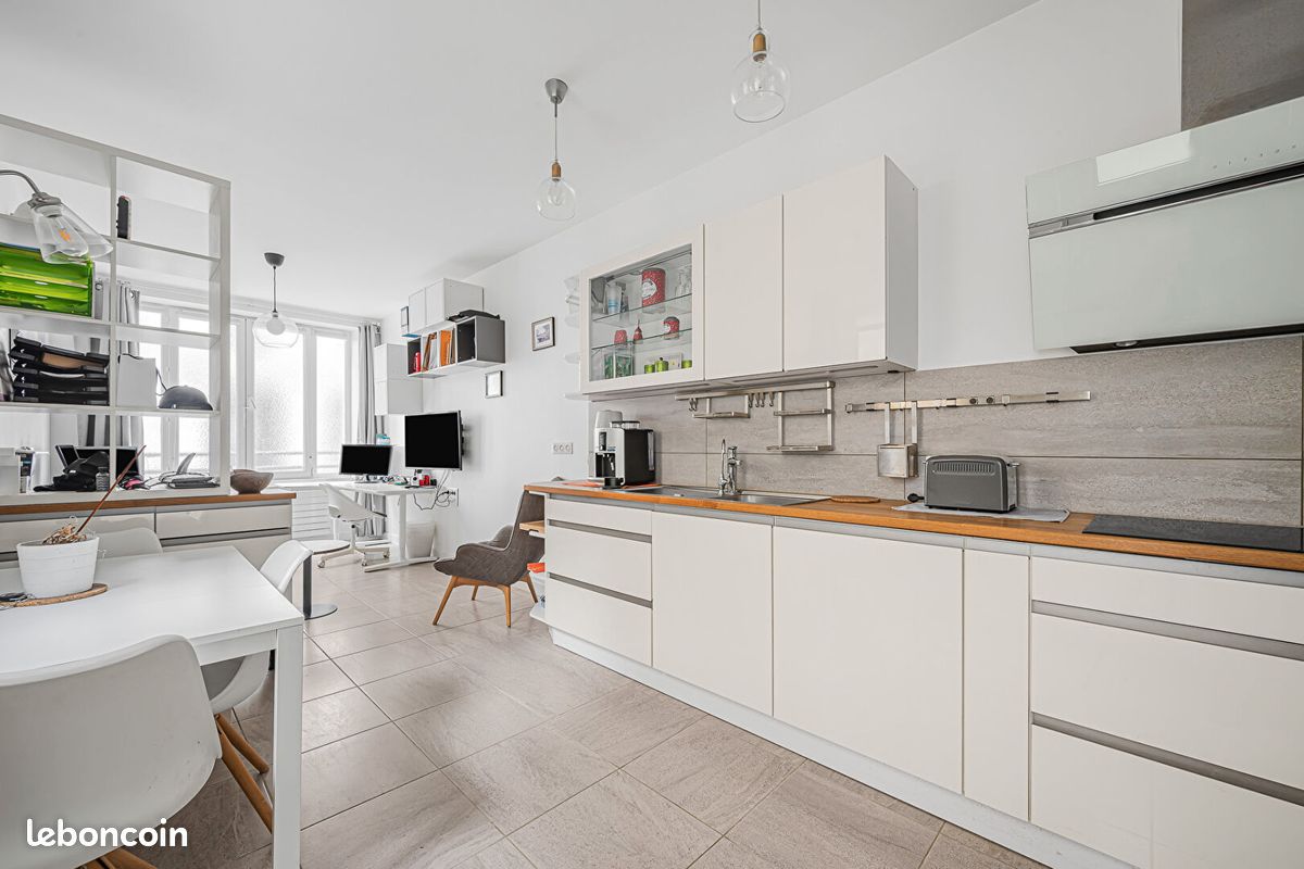 Maison 2 pièces 50 m² · à Paris · 50 m² · 582 000 €