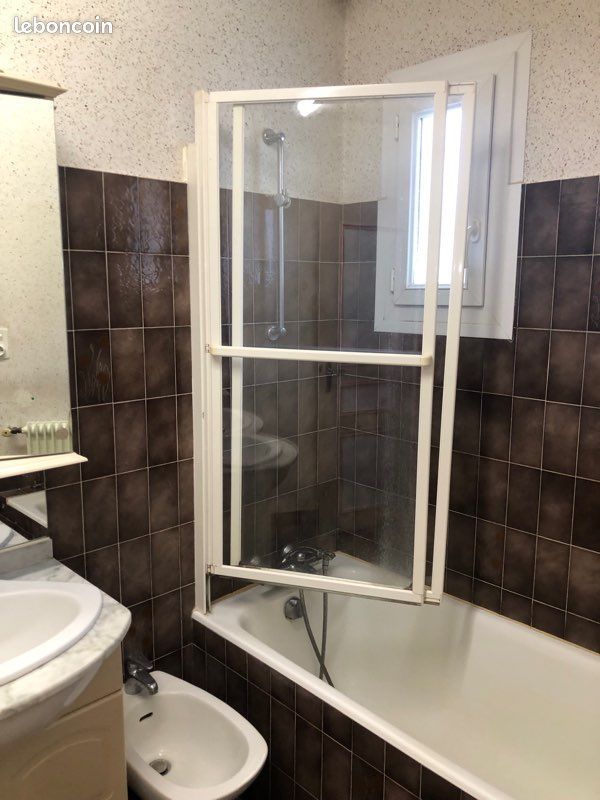 Porte coulissante pour baignoire (image 2)
