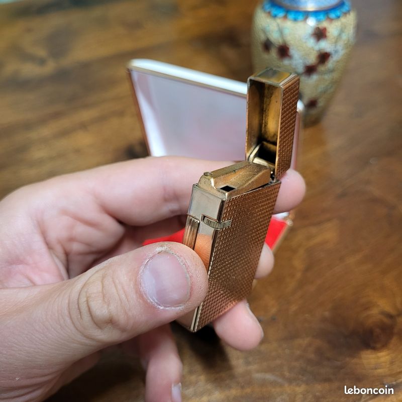 đ„ Coffret briquet Corex et boutons de manchette assortis â Vintage annĂ©es 70 (image 2)