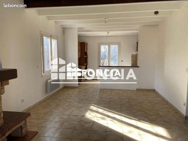 Maison 2 pièces 83 m²