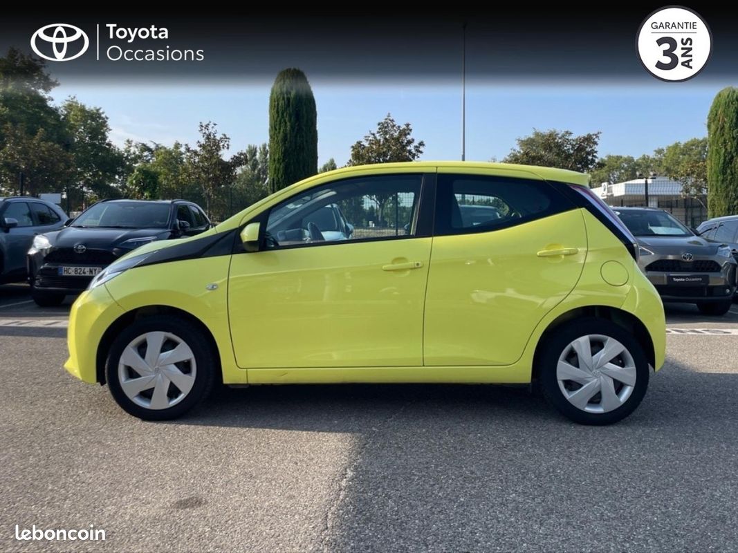 Toyota Aygo 1.0 VVT-i 72ch x-play 5p (image 3)