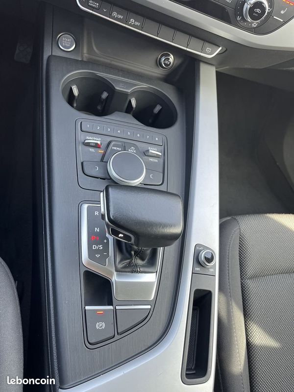 Audi A4 AVANT 2.0 TDI 150CH BUSINESS LINE S TRONIC 7 (image 18)
