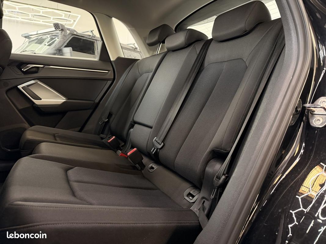 AUDI Q3 (315 euros/mois) Business Line 35 TFSI 150CV S-tronic CAMERA CARPLAY (image 20)