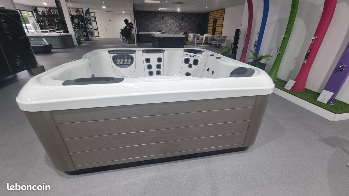 Spa Villeroy & Boch R7L neuf (image 3)