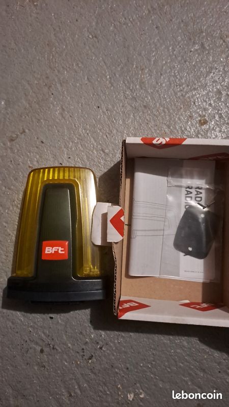 RADIUS LED AC A R0 24V FEU CLIGNOTANT SANS ANTENNE BFT