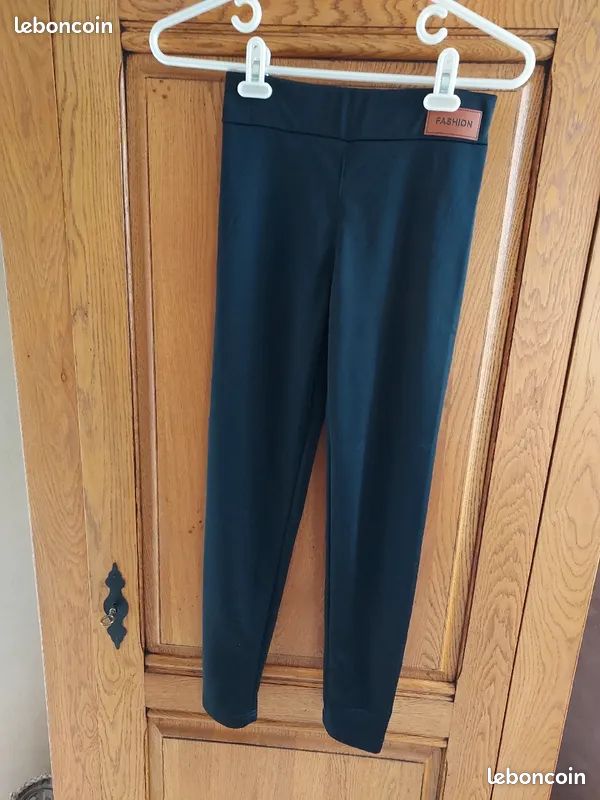 Legging noir en polaire à l'intérieur Taille 38 Vêtements