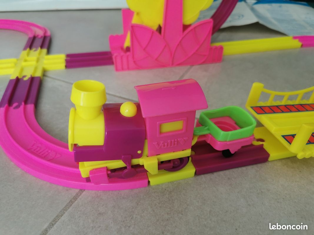 LE TRAIN ENCHANTÉ junior circuit VULLI EUR 34,50 - FR