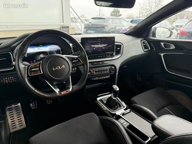 Kia Ceed SW 1.0 T-GDI 120ch GT Line Premium (image 18)