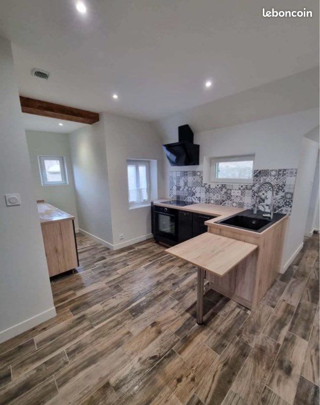 Maison 3 pièces 70 m² · à Saint-Amand-Montrond · 70 m² · 660 €