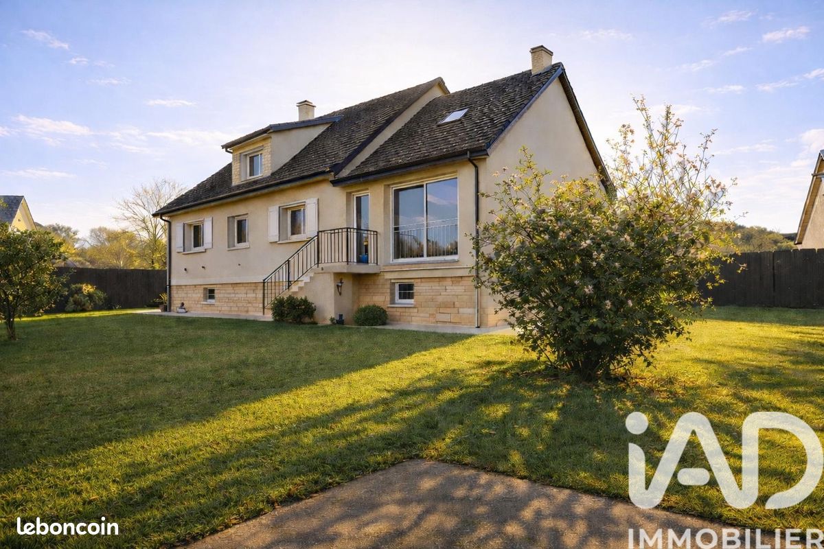 Maison 8 pièces 176 m² · à Sainte-Geneviève · 176 m² · 349 000 €