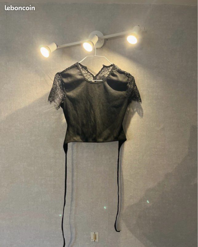 Crop top dos nu dentelle (image 1)